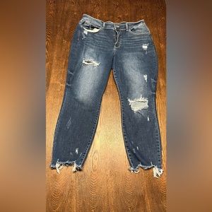 Judy Blue 18w Frayed Hem Distressed Jeans